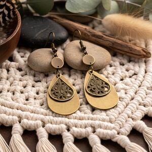 Vintage-Style Boho-Chic Teardrop Earrings with Cutout Design & Brass Finish ✨